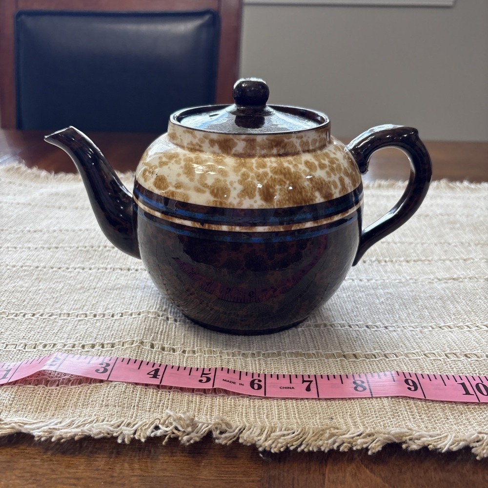 VINTAGE MID CENTURY CERAMIC STRIPED TEAPOT MADE IN ENGLAND